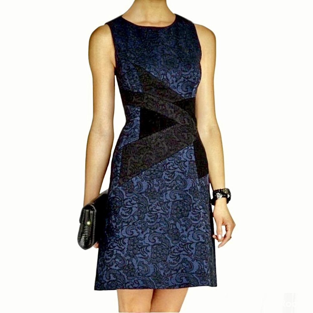 Like New BcbgMaxAzria lace two toned jacquard black blue dress size 2 sleeveless